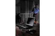 Picture of Kensington Duo Gel Mouse Pad with Integrated Wrist Support - Red/Black