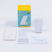 Picture of TP-Link RE200 network extender Network repeater White 10, 100 Mbit/s