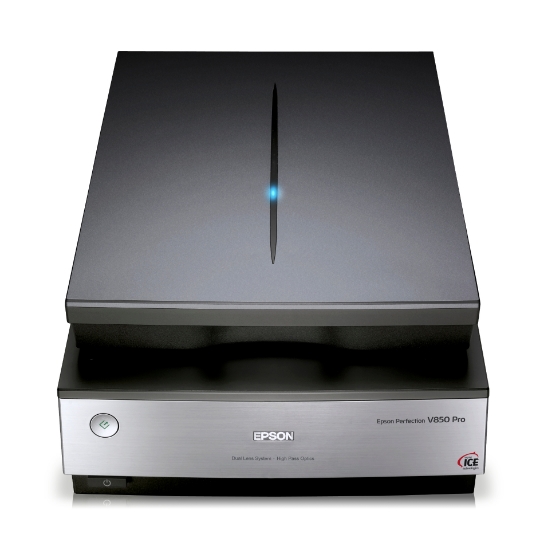 Picture of Epson Perfection V850 Pro Flatbed scanner 6400 x 9600 DPI A4 Black