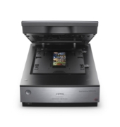 Picture of Epson Perfection V850 Pro Flatbed scanner 6400 x 9600 DPI A4 Black