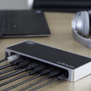 Picture of StarTech.com USB-C & USB-A Dock - Dual Monitor 4K 60Hz Dock DisplayPort + HDMI - Hybrid USB 3.0 Docking Station for USB-C or USB-A Laptops - 6x USB Type-A, GbE - USB 3.1 Gen 1 - Mac/Windows