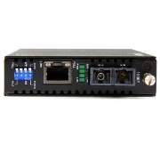 Picture of StarTech.com Gigabit Ethernet Single Mode Fiber Media Converter SC 40 km - 1000 Mbps