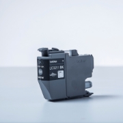 Picture of Brother LC3211BK ink cartridge 1 pc(s) Original Black