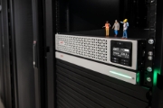 Picture of APC Smart-UPS On-Line, 1000VA, Rackmount 3U, 230V, 8x C13 IEC outlets, SmartSlot, Extended runtime, W/ rail kit, W/ Lithium-ion external battery
