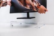 Picture of BakkerElkhuizen Q-riser 110 61 cm (24") Desk Transparent