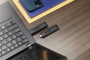 Picture of Kingston Technology DataTraveler 1TB Max 1000R/900W USB 3.2 Gen 2