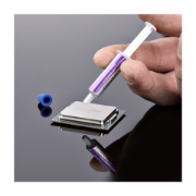Picture of StarTech.com Thermal Paste, Pack of 5 Re-sealable Syringes (1.5g / each), Metal Oxide Compound, CPU Heat Sink Thermal Grease Paste