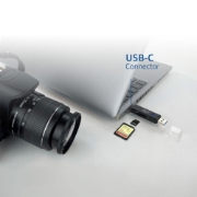 Picture of ACT USB-C/USB-A 3.0 card reader