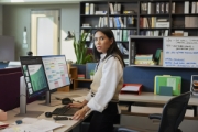 Picture of HP 925 Ergonomic Vertical Mouse