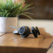 Picture of POLY Voyager 4320 USB-C Headset +BT700 dongle +Charging Stand
