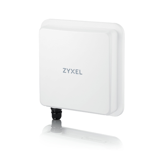 Picture of Zyxel Nebula FWA710 wireless router Multi-Gigabit Ethernet Dual-band (2.4 GHz / 5 GHz) 5G White