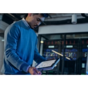 Image de HP EliteBook 8 Flip G1i 13 AI Intel Core Ultra 7 255U Hybrid (2-in-1) 33.8 cm (13.3") Touchscreen WUXGA 32 GB LPDDR5x-SDRAM 1 TB SSD Wi-Fi 6E (802.11ax) Windows 11 Pro AI PC Silver