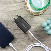 Image de OtterBox 78-81363 chargeur d'appareils mobiles Universel Noir Secteur Charge rapide Intérieure
