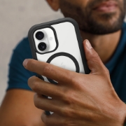Afbeeldingen van OtterBox Defender Series XT Clear voor MagSafe voor Apple iPhone 16, Dark Side