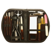 Picture of Wellys 18 Pieces Manicure Set 'Black Edition'