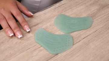 Show details for Wellys 2 Pieces Midfoot Cushion 'Menthogel' Picture of Wellys 2 Pieces Midfoot Cushion 'Menthogel'