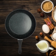 Image de Rosenberg RB-10M2B: Batterie de cuisine 10 pièces avec revêtement en marbre
