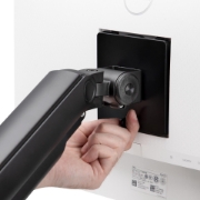 Afbeeldingen van StarTech.com Monitor Arm voor Bureau, Tot 49in 32:9 Ultrawide Curved Monitors, Mechanische Springveer Arm, C-Klem/Doorvoertule, VESA 75x75/100x100, Afstelling zonder gereedschap, Draagvermogen 20kg