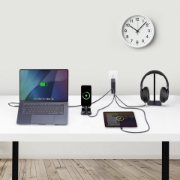 Image de StarTech.com Chargeur Mural USB-C 140W, 3x USB-C/1x USB-A, Adaptateur d'Alimentation Power Delivery 3.1 International GaN pour MacBook/Dell XPS/Inspiron
