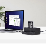 Image de StarTech.com Duplicateur de Disque M.2 NVMe vers 2,5/3,5 » SATA, Clonage/Dock de Disque SSD Autonome à Deux Baies, NVMe vers SATA / SATA vers NVMe Bidirectionnel, Jusqu'à 27 Go/min, TAA