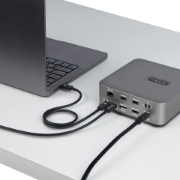 Image de StarTech.com Câble Thunderbolt 5 de 80cm, 80Gbps/Jusqu'à 120Gbps, 240W PD, 8K 60Hz, Câble Thunderbolt Certifié, Compatible avec Thunderbolt 4/USB4/USB-C