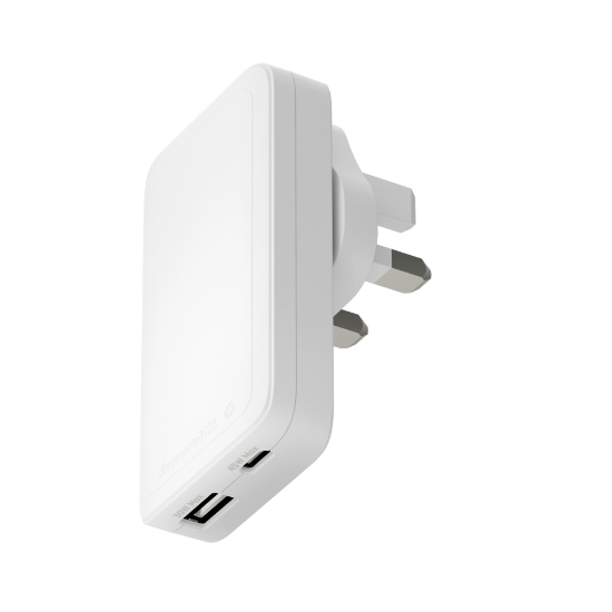 Picture of dbramante1928 Pro - UK/US Slim Charger - USB-C 45W+USB-A 30W - W